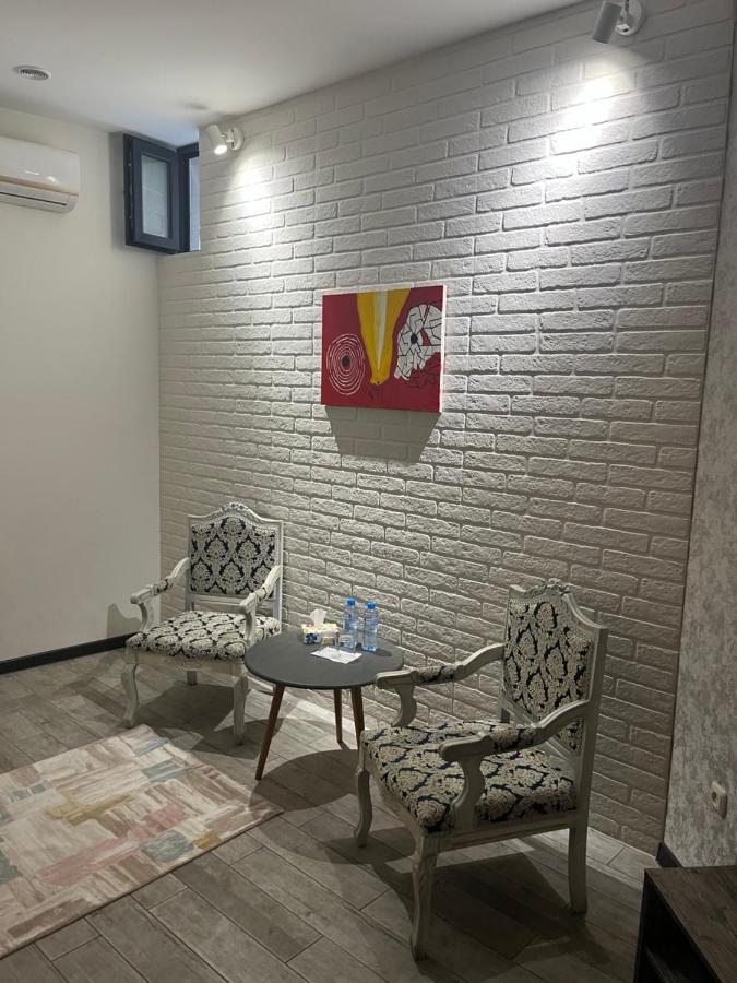 Street51 Hostel เยเรวาน ภายนอก รูปภาพ