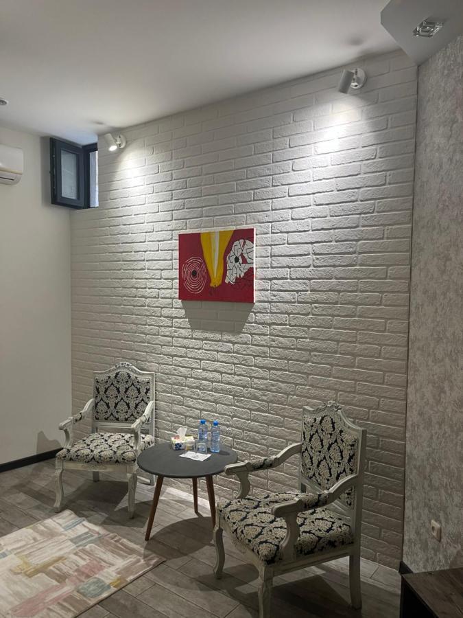 Street51 Hostel เยเรวาน ภายนอก รูปภาพ